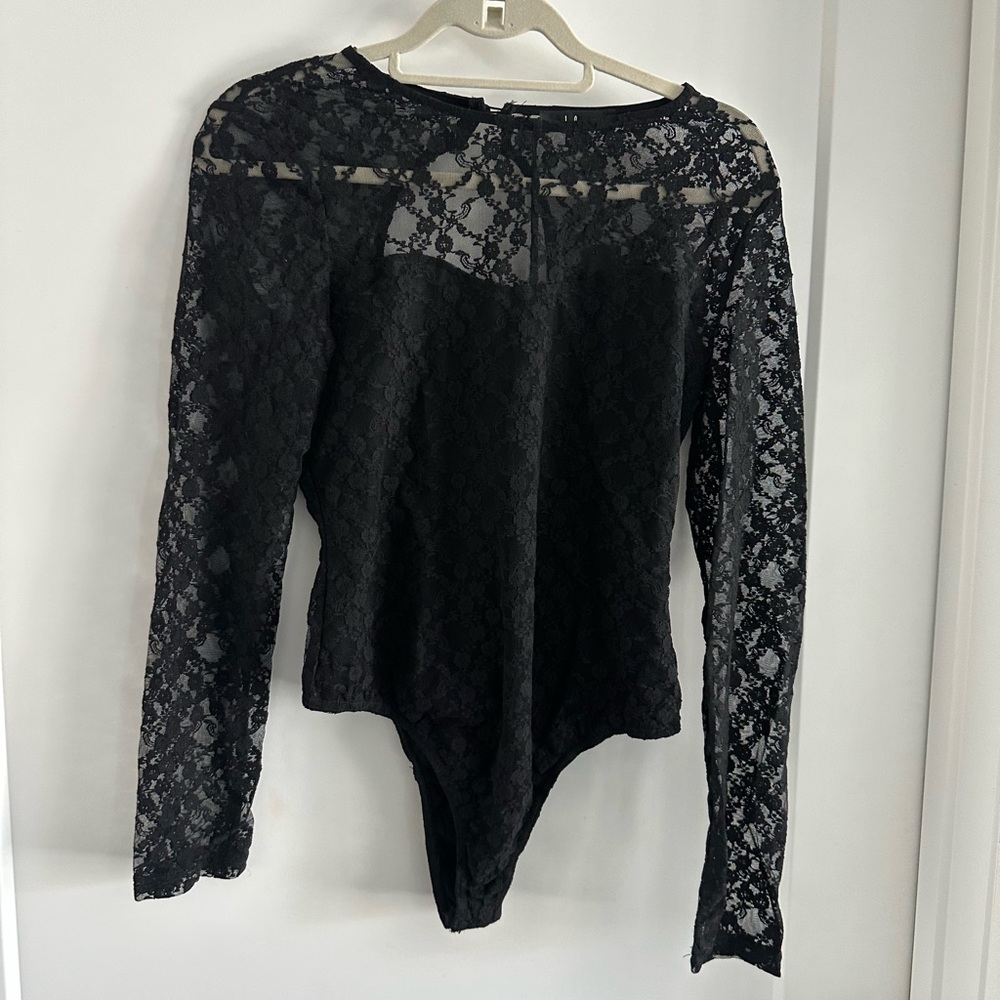Lulu's Black Lace Long Sleeve Bodysuit